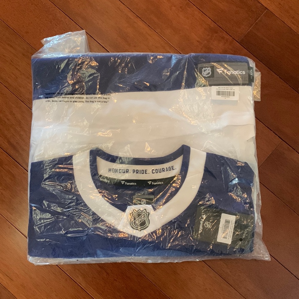 Toronto Maple Leafs Retro Arenas Jersey - Picture 1 of 2